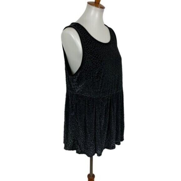 Torrid Tank Top 1X Black Sleeveless Plus Size Casual Everyday Basic - Picture 3 of 6